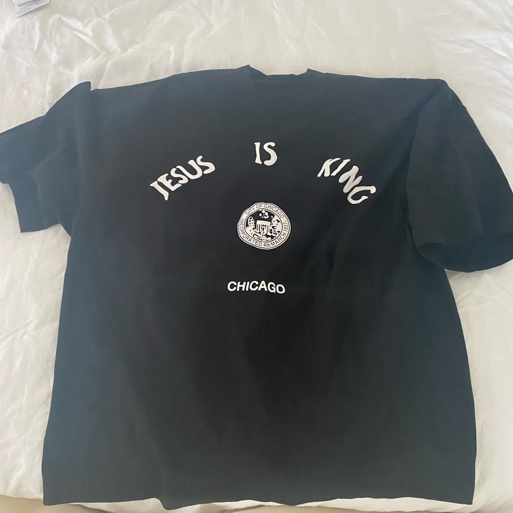 Jesus is King T-shirt Never worn